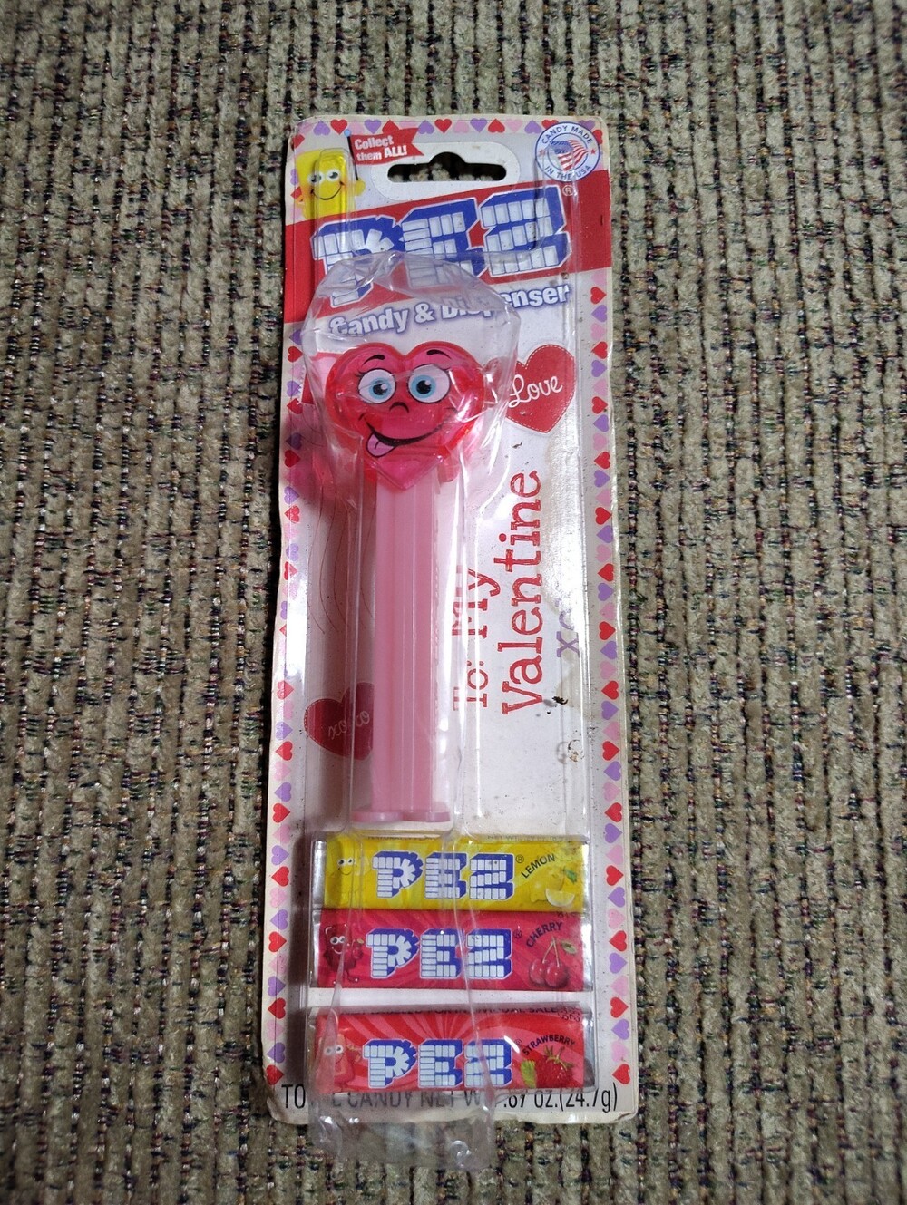 PEZ New - Still in package RED VALENTINE Heart Face with 3 Candies Expires 09/27